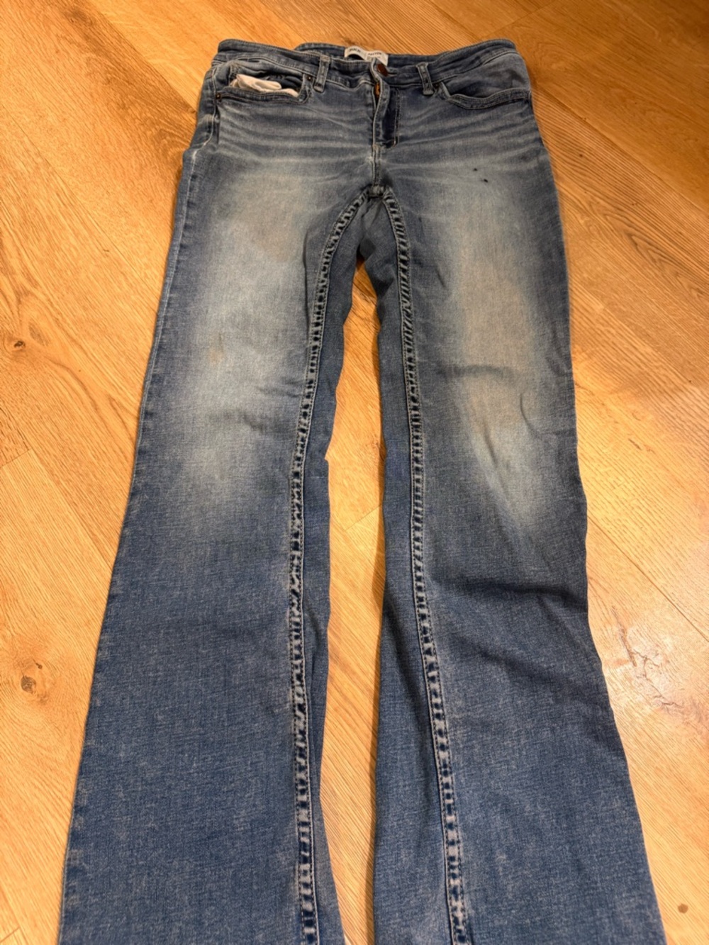 Women’s Wide Leg Blue Jeans - Flared Washed Denim